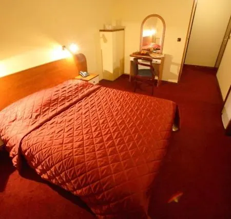 Hotel Dinara 3*