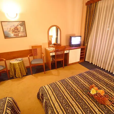 Dinara Livno