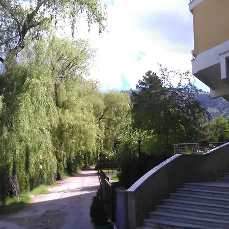 Dinara